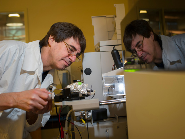 Dr. Steve Hartson doing an experiment.