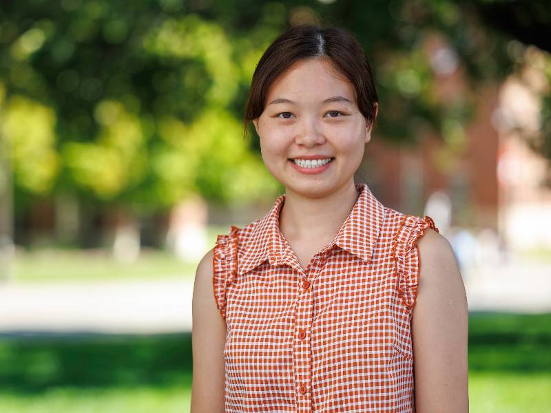 Huishan Liu professional photo.