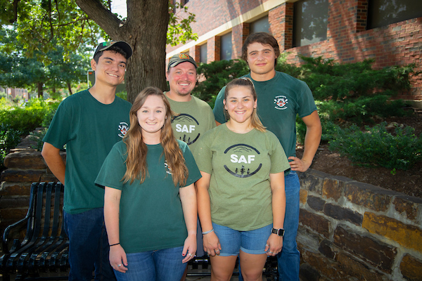 The 2019 Forestry club.