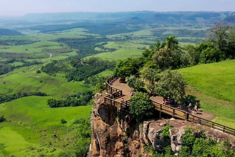 Aerial view of an outlook in Brazil with lush, green scenery.